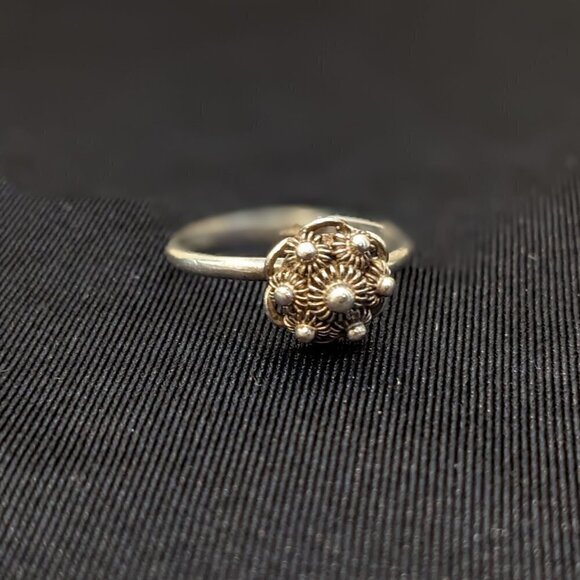 Vintage Jewelry - Dutch Button Filigree Zeeuwse Knoop Victorian Antique Ring
